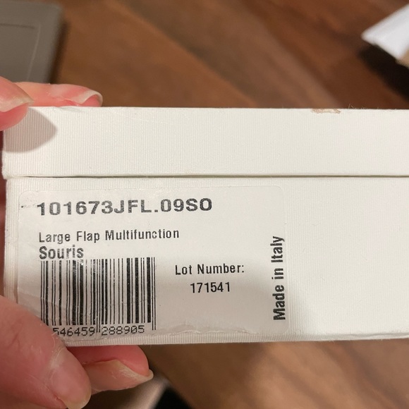 Céline - Large Flap Wallet 💯 authentic - Picture 15 of 15